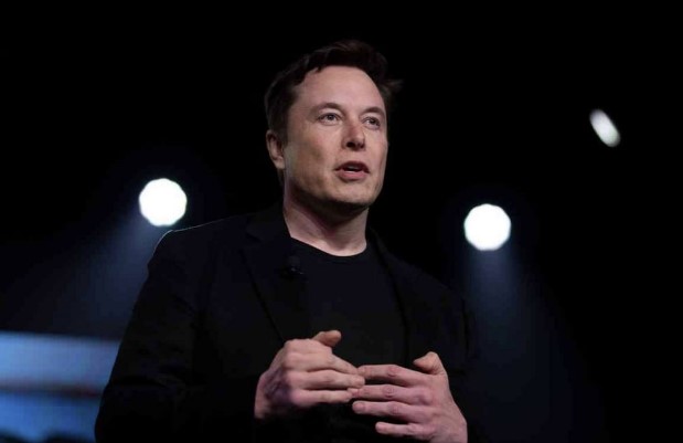 Elon Musk against Twitter: the billionaire risks jail, all the hypotheses on the table