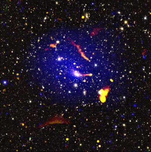 Cluster of galaxies produces enigmatic radio emissions