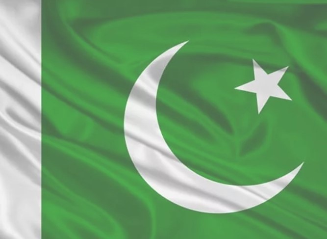 Accident like massacre in Pakistan: 13 dead, 5 injured